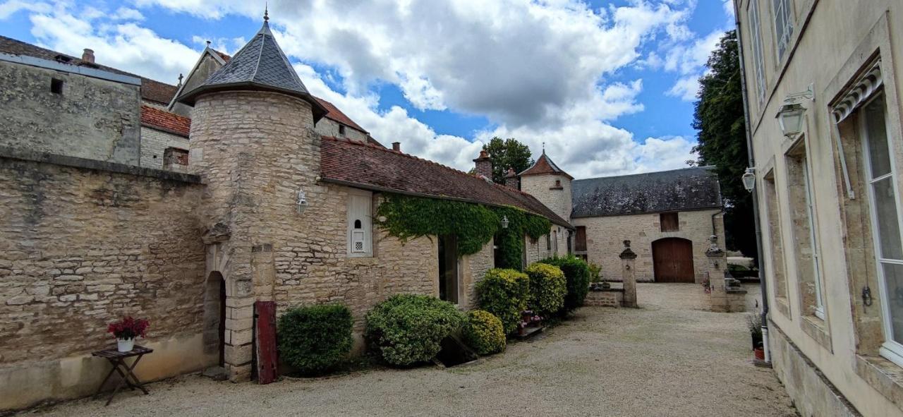 Manoir De L'Echauguette Bed & Breakfast Laignes ภายนอก รูปภาพ