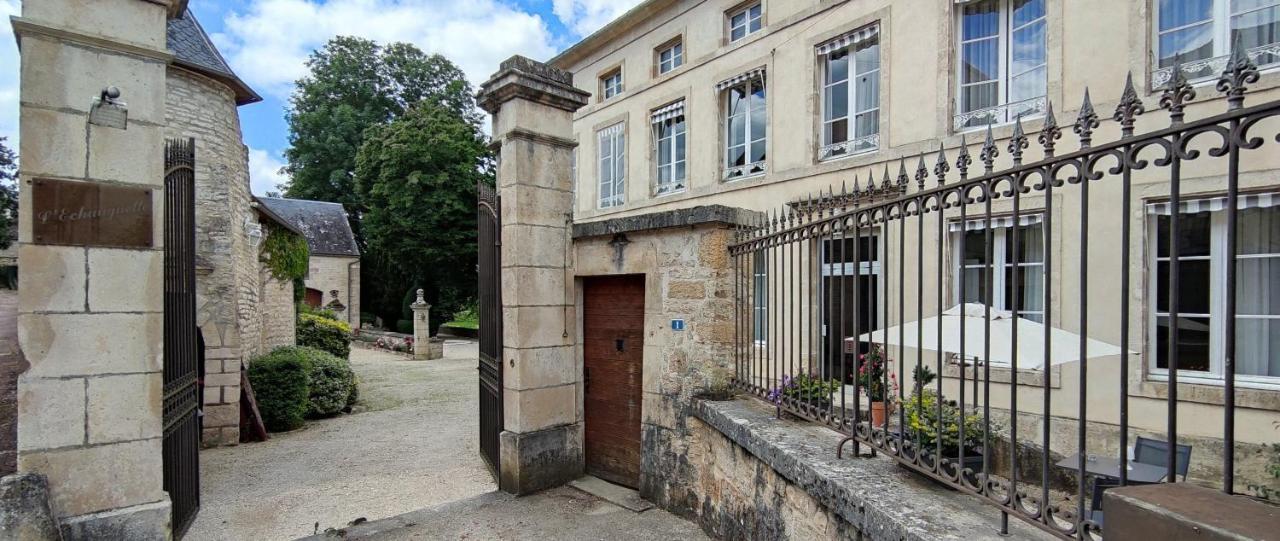 Manoir De L'Echauguette Bed & Breakfast Laignes ภายนอก รูปภาพ