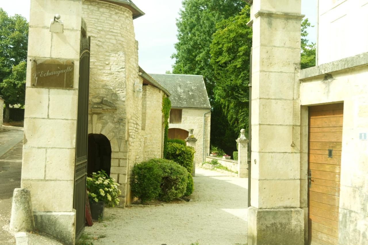 Manoir De L'Echauguette Bed & Breakfast Laignes ภายนอก รูปภาพ