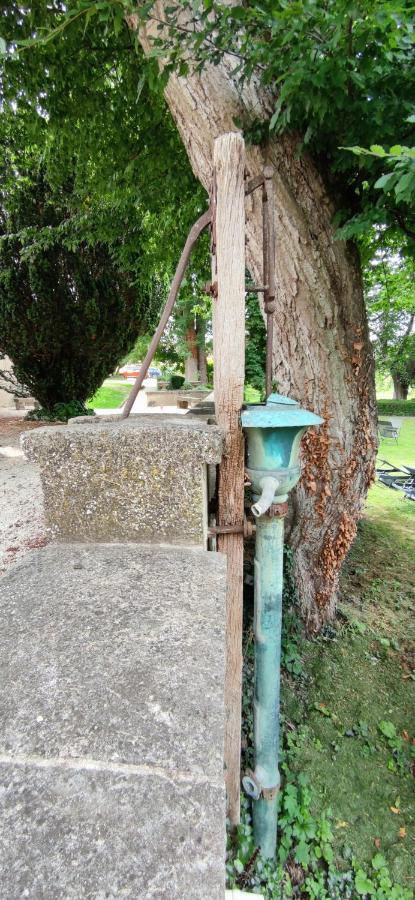 Manoir De L'Echauguette Bed & Breakfast Laignes ภายนอก รูปภาพ