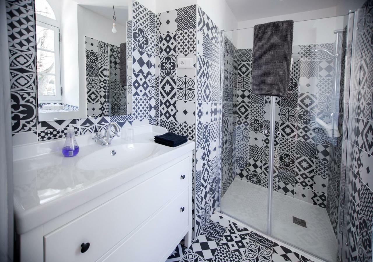 Manoir De L'Echauguette Bed & Breakfast Laignes ภายนอก รูปภาพ